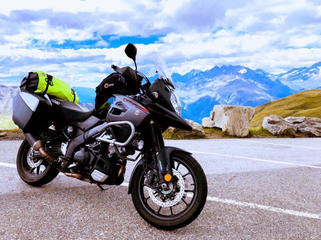 Dlaczego bagger jest idealnym motocyklem na miasto? Subiektywne spojrzenie właściciela Chieftaina [Felieton]