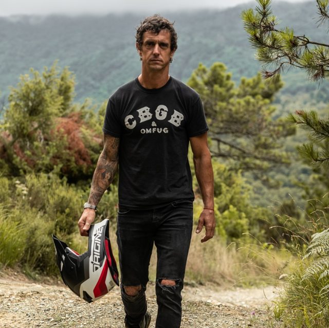 Origine Hero MX dla fan&oacute;w offroadu. Motocrossowy kask do 400 zł – nowość 2023!