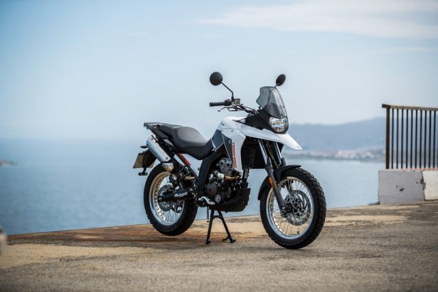 Jaki motocykl, skuter 125 dla wysokich? Ranking pojazdów dla wysokiego motocyklisty – nawet ponad 190 cm wzrostu