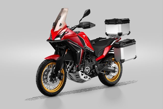 Cztery nowe motocykle adventure średniej pojemności, kt&oacute;re namieszają w sezonie 2023 [Suzuki, Honda, Morini, Benelli, Jaki, Nowość]