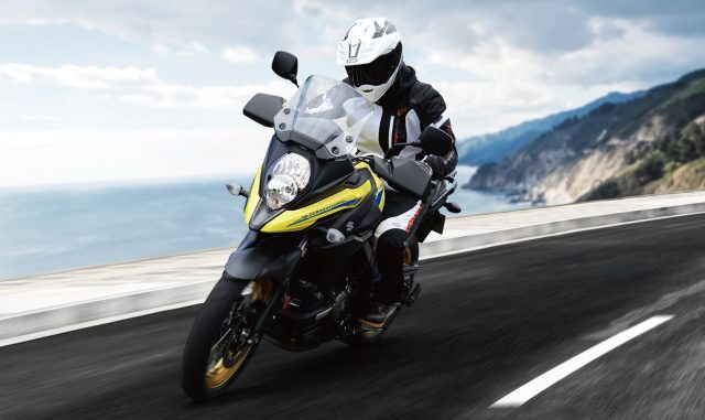 Jaki motocykl do turystyki? Zestawienie wybranych adventure klasy 650 [Suzuki V-Strom, Kawasaki Versys, Moto Morini X-Cape, CFMoto – ranking]