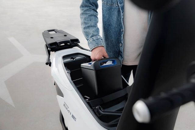 Początek bateriomat&oacute;w? Honda Mobile Power Pack &ndash; uniwersalne źr&oacute;dło napędu modelu EM1 e: