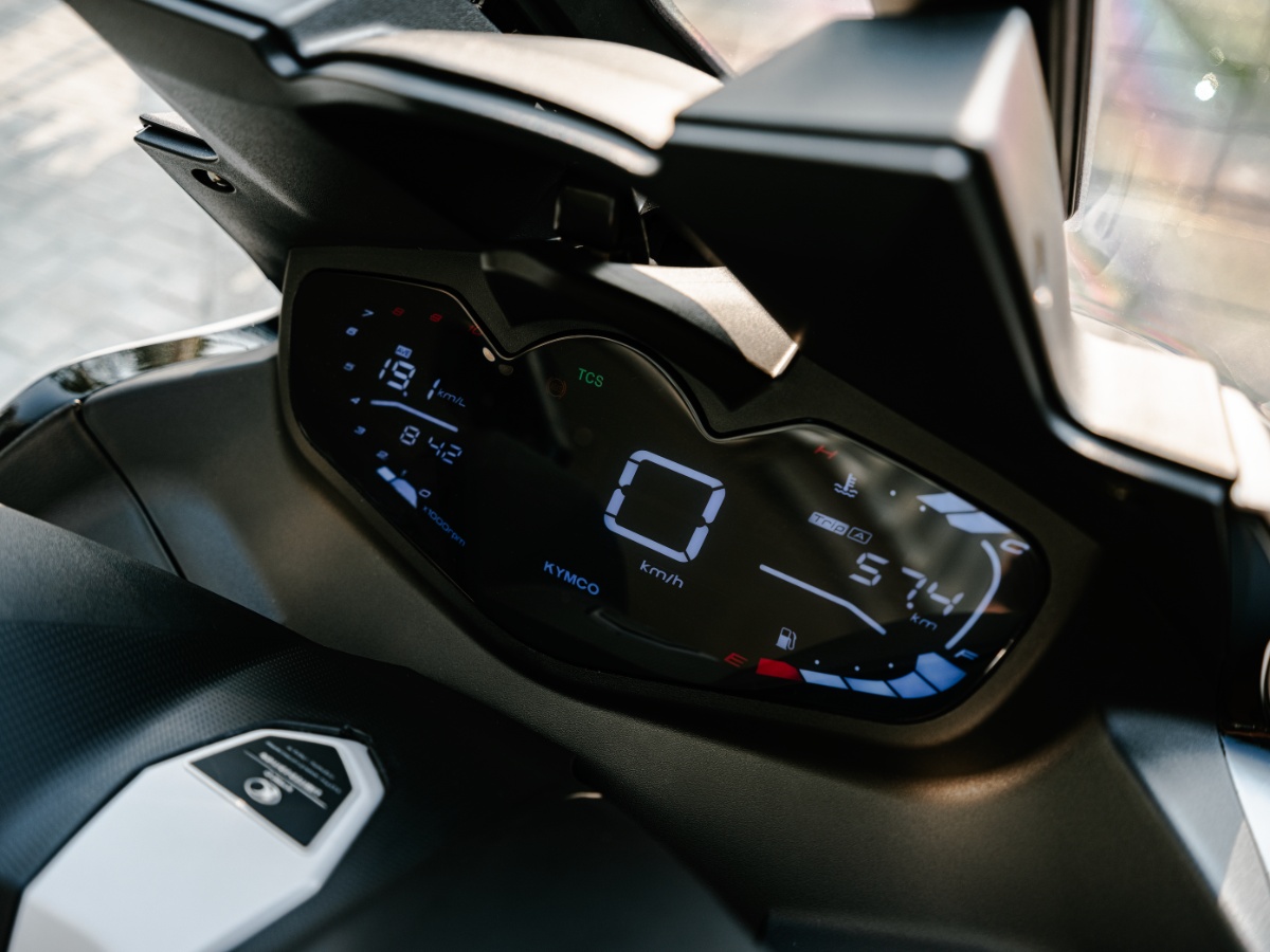 Kymco Xciting VS 400 &ndash; piąta generacja doskonałego maxiskutera już w salonach!