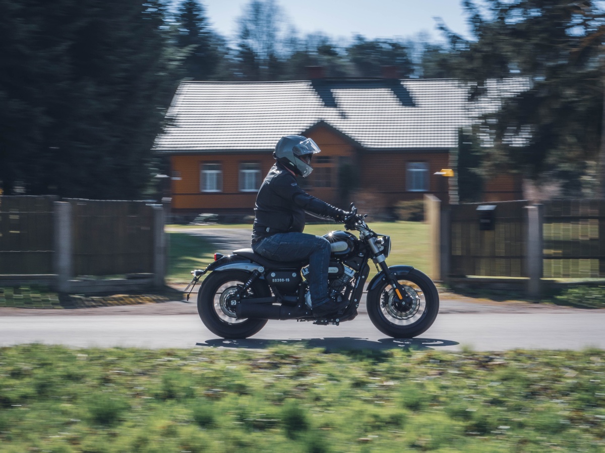 Benda Chinchilla 300. Wypijmy za bendy! [test, dane techniczne, opinia, wady, zalety, video]