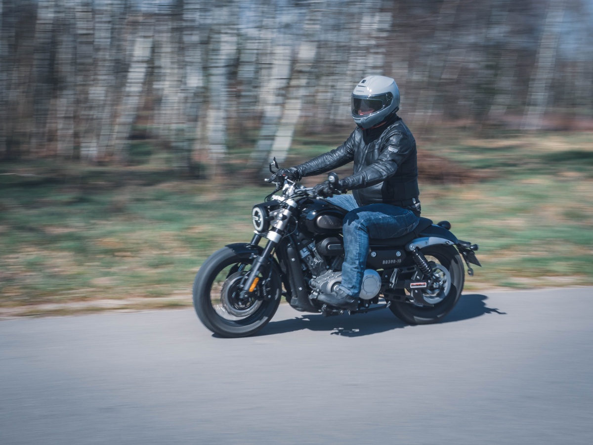 Benda Chinchilla 300. Wypijmy za bendy! [test, dane techniczne, opinia, wady, zalety, video]