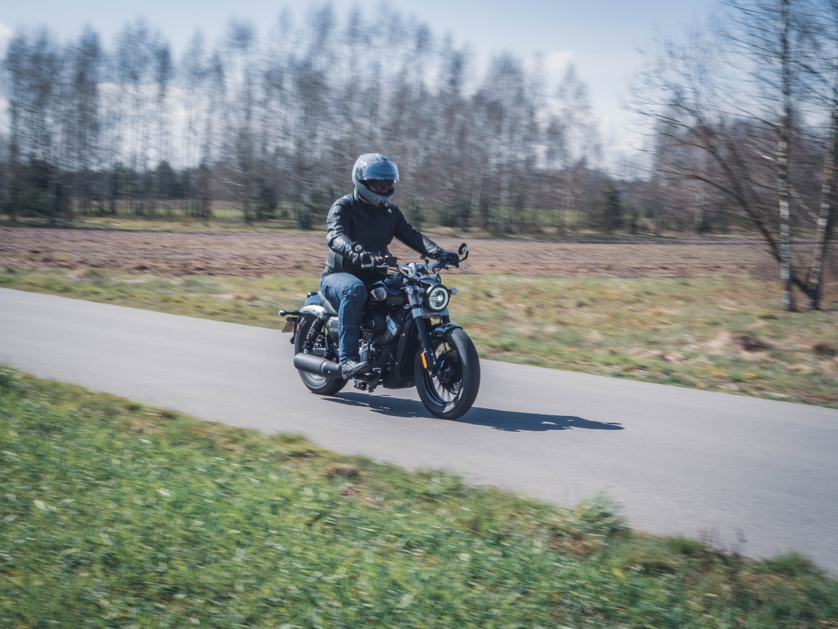 Benda Chinchilla 300. Wypijmy za bendy! [test, dane techniczne, opinia, wady, zalety, video]