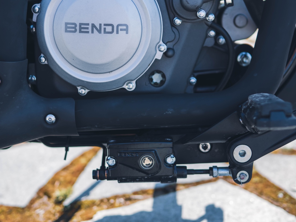 Benda Chinchilla 300. Wypijmy za bendy! [test, dane techniczne, opinia, wady, zalety, video]