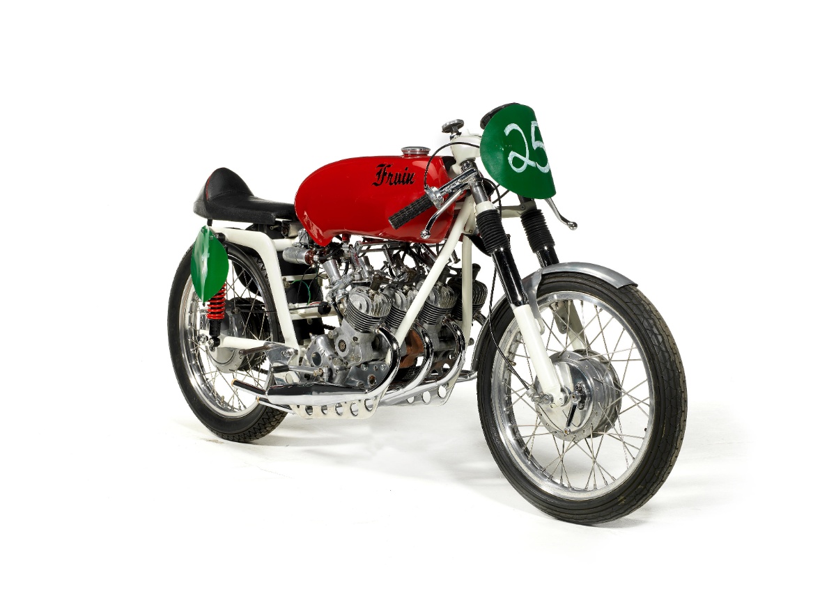 Fruin 200 cc &ndash; dwusuwowa czterocylindrowa wyścig&oacute;wka spod ręki brytyjskiego ekscentryka [Video]