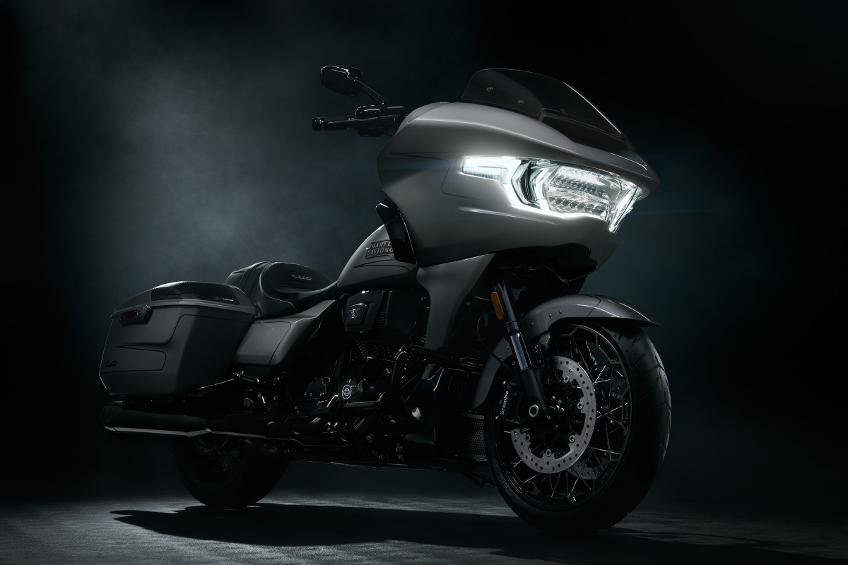 Nowe modele Harley-Davidson CVO: Road Glide i Street Glide. Większy silnik i zmienne fazy rozrządu!
