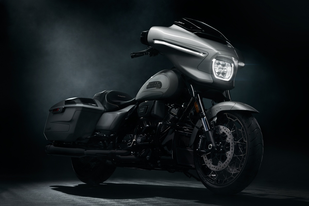 Nowe modele Harley-Davidson CVO: Road Glide i Street Glide. Większy silnik i zmienne fazy rozrządu!