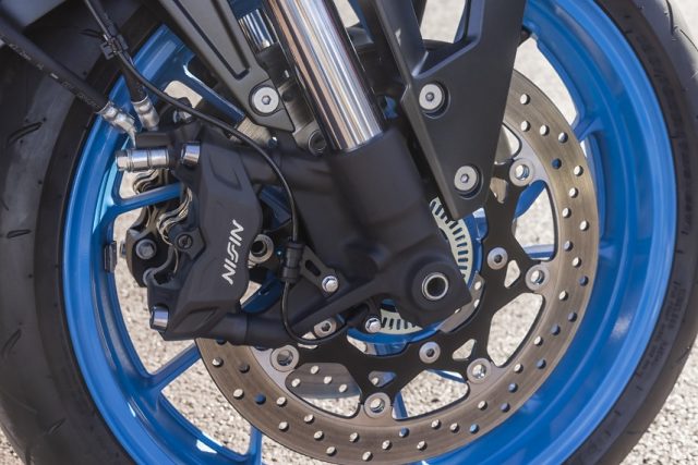 Suzuki GSX-8S &ndash; wzorowy japoński naked klasy średniej. Genialnie wszechstronna fabryka emocji teraz taniej!