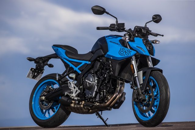 Suzuki GSX-8S &ndash; wzorowy japoński naked klasy średniej. Genialnie wszechstronna fabryka emocji teraz taniej!