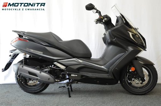 Czy warto postawić na skutery i quady Kymco?