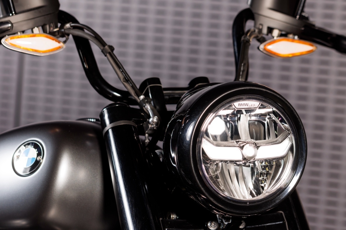 Nowe BMW R 18 Roctane. Podr&oacute;ż w wielkim stylu [cruiser, bagger, premiera 2023]
