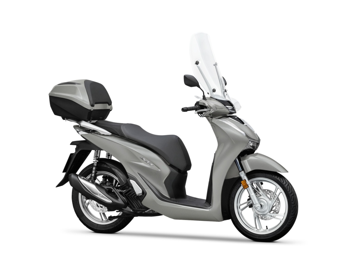 Czar klasyki. Dziesięć nowych skuter&oacute;w 125 cm3 w stylu retro w sezonie 2024 [jaki skuter vintage typu Vespa na kat. B]