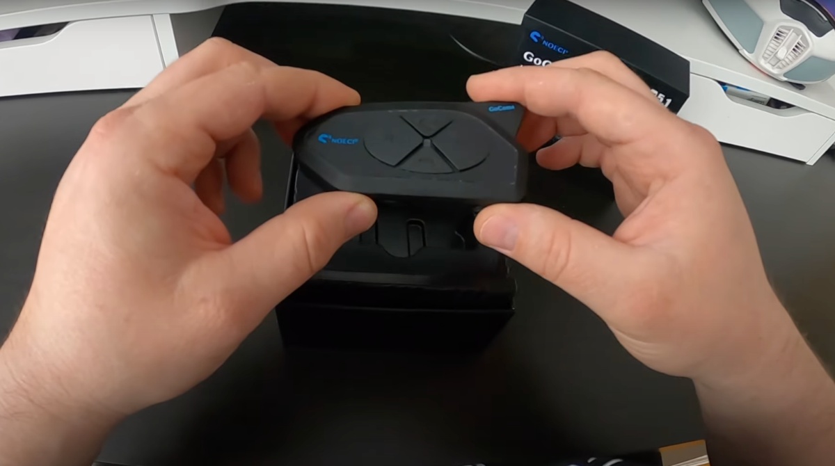 Noeci GoCom4 &ndash; niedrogi i praktyczny interkom motocyklowy. Otwieramy pudełko!&nbsp;[video, unboxing]