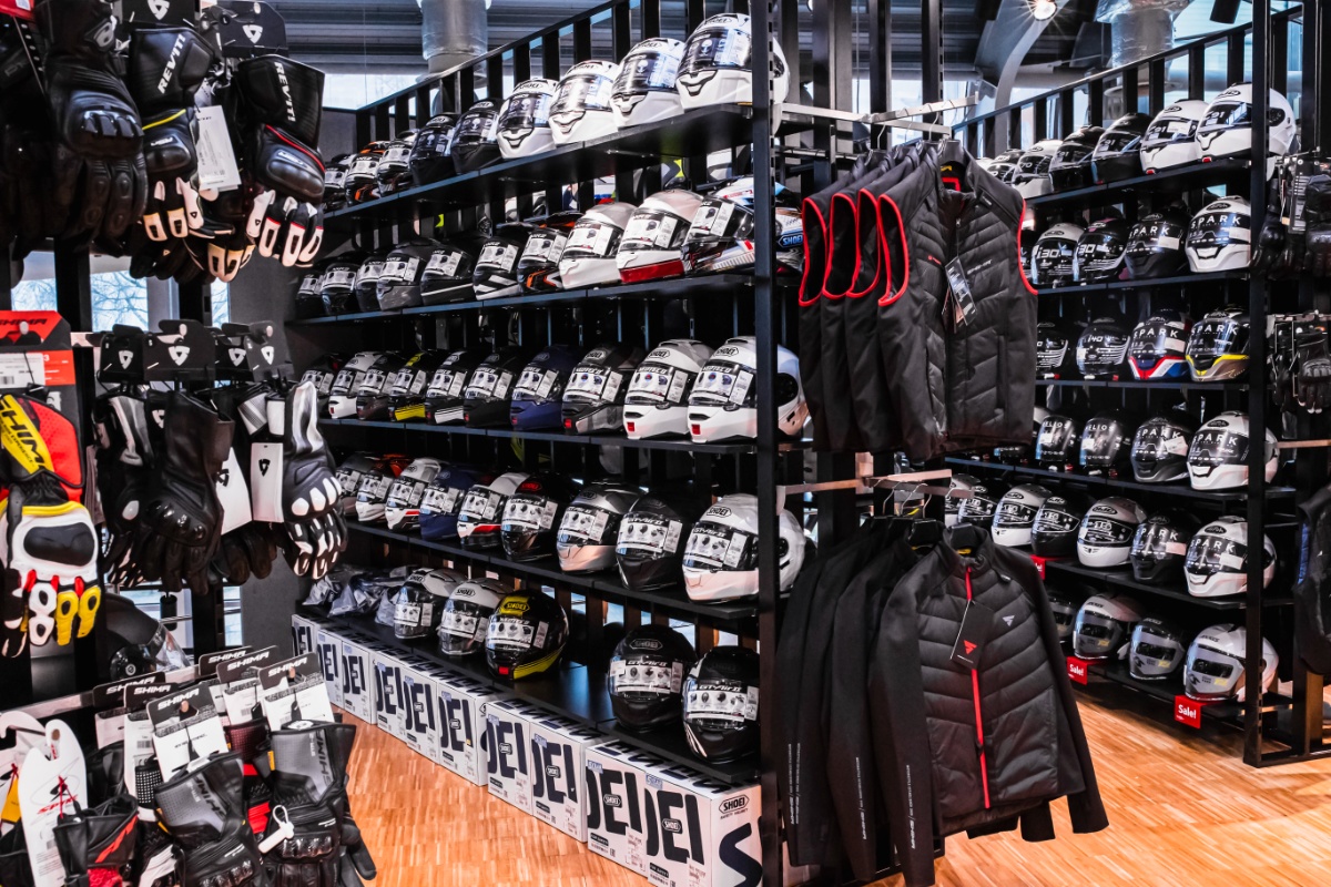 Sieć sklepów motocyklowych Liberty MotoStore – bardzo szeroka oferta i doskonałe warunki zakupu. To ty jesteś najważniejszy!