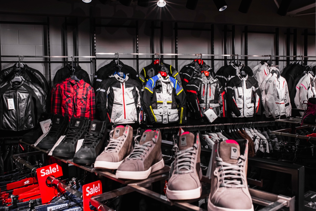 Sieć sklepów motocyklowych Liberty MotoStore – bardzo szeroka oferta i doskonałe warunki zakupu. To ty jesteś najważniejszy!