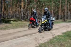 Moto Morini X-Cape 650 czy Suzuki DL 650 V-Strom test porównawczy dane techniczne wady zalety czy warto_12 Moto Morini X-Cape 650 czy Suzuki DL 650 V-Strom test porównawczy dane techniczne wady zalety czy warto_12