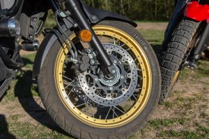 Moto Morini X-Cape 650 czy Suzuki DL 650 V-Strom test porównawczy dane techniczne wady zalety czy warto_24 Moto Morini X-Cape 650 czy Suzuki DL 650 V-Strom test porównawczy dane techniczne wady zalety czy warto_24