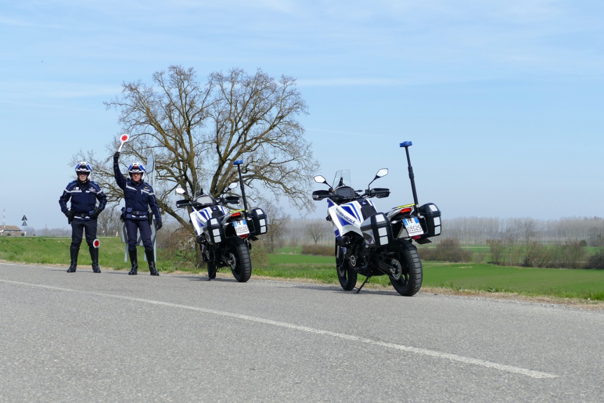 Specjalnie przygotowane Moto Morini X-Cape 650 trafiły do włoskiej policji