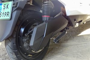 Barton eVivo skuter elektryczny na miasto (13)