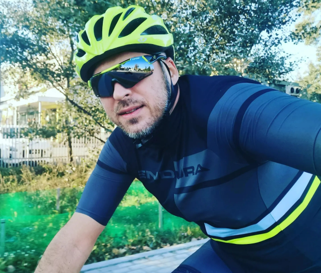 Dlaczego kierowcy nienawidzą rowerzyst&oacute;w? Spojrzenie od drugiej strony…