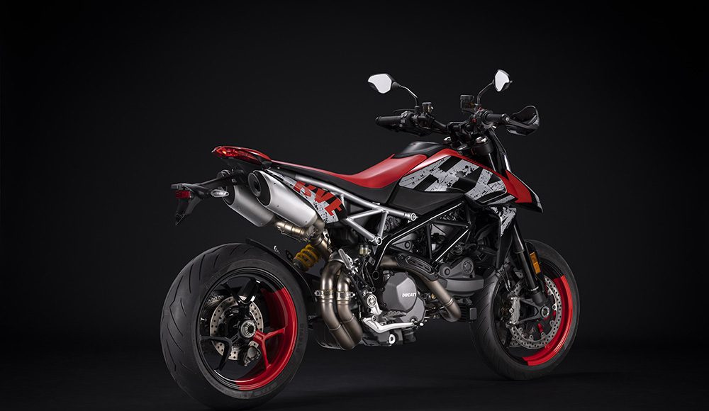 Ducati Hypermotard 950 RVE 2024 supermoto naked 5