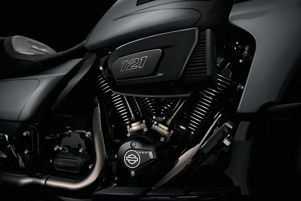 Nowe Harleye CVO Street Glide i CVO Road Glide. Udany romans designu i technologii