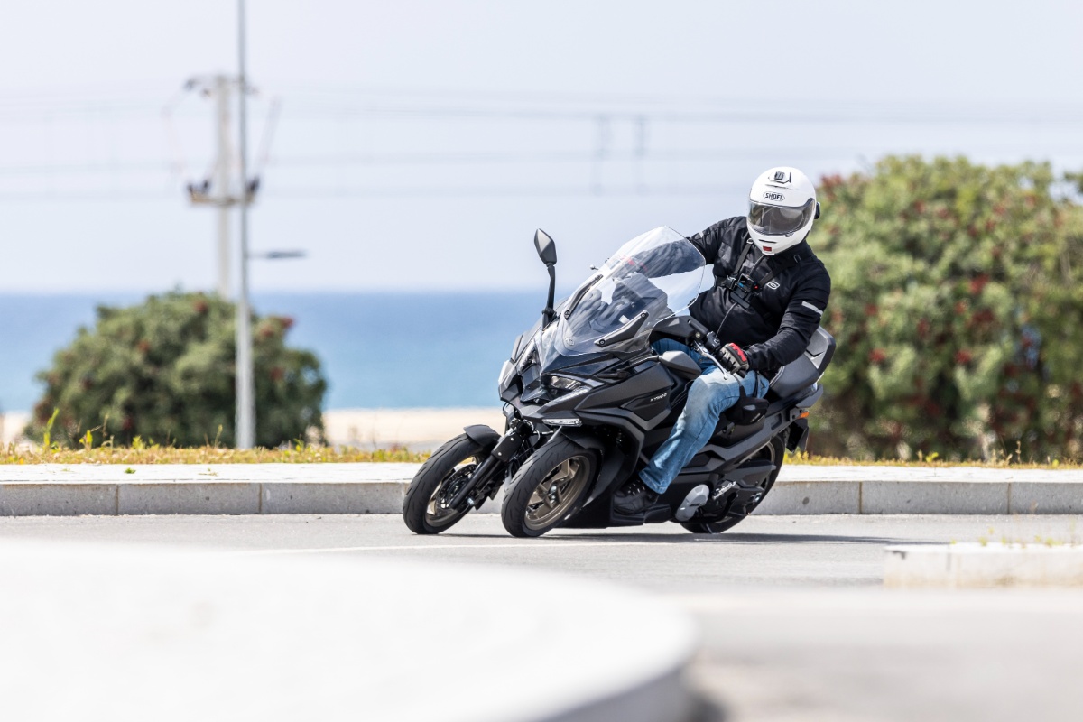 Nie mam prawa jazdy. Jakimi motocyklami, motorowerami, skuterami mogę jeździć?&nbsp;[prawo, przepisy, kategorie]