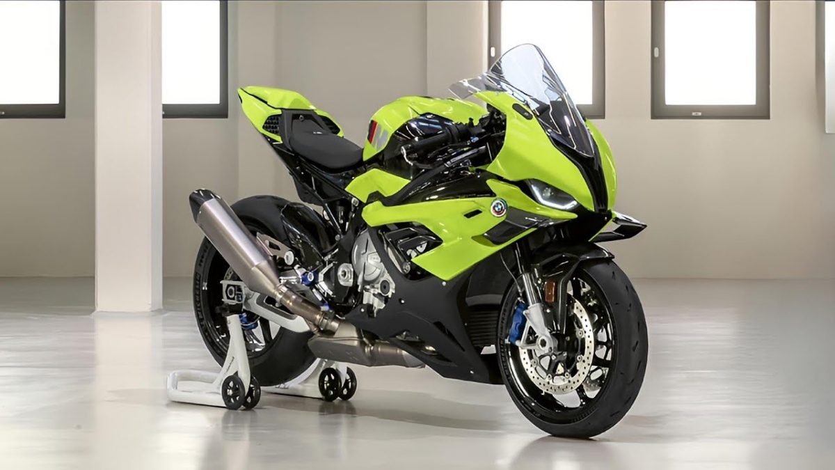 Pieniądz nie gra roli. Sześć najdroższych seryjnych motocykli na rynku 2023 [ile kosztuje, cena, wyposażenie]