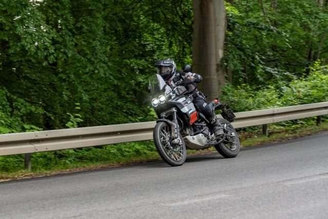 Ducati DesertX – wulkan emocji [test, recenzja, dane techniczne, opinia] – 9 pomysł&oacute;w na adventure