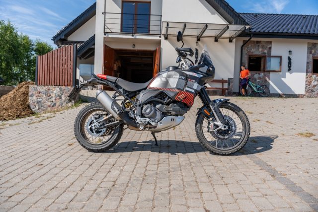 Ducati DesertX – wulkan emocji [test, recenzja, dane techniczne, opinia] – 9 pomysł&oacute;w na adventure