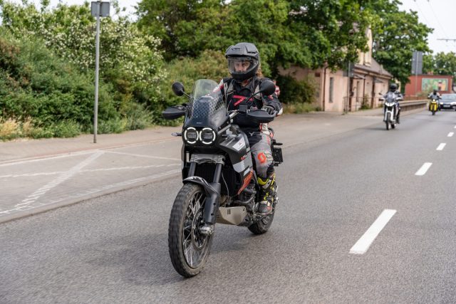 Ducati DesertX – wulkan emocji [test, recenzja, dane techniczne, opinia] – 9 pomysł&oacute;w na adventure