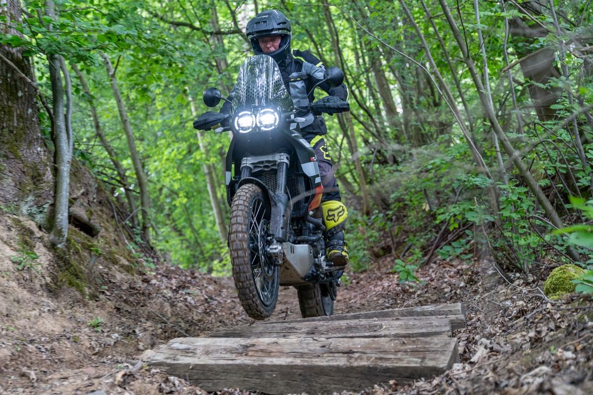 Ducati DesertX &ndash; przygoda w klasie premium [video, test]