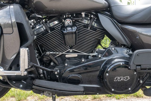 Harley Davidson Ultra Limited &ndash; kanapowy pożeracz kilometr&oacute;w [dane techniczne, opis, cena, test, recenzja]