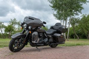 Harley Davidson Ultra Limited motocykl turystyczny amerykański (2)