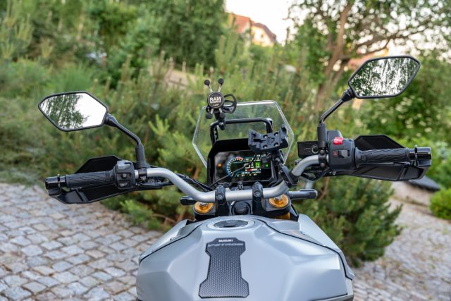 Suzuki V-Strom 800 DE &ndash; uniwersalny offroadowy turysta [test, recenzja, dane techniczne, opinia]
