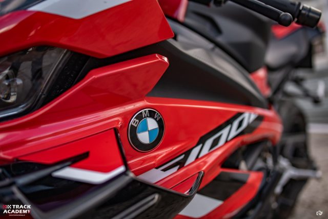 BMW M 1000 RR i S 1000 RR na Torze Poznań z Track Academy! Oj działo się, działo!