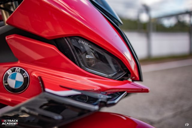 BMW M 1000 RR i S 1000 RR na Torze Poznań z Track Academy! Oj działo się, działo!