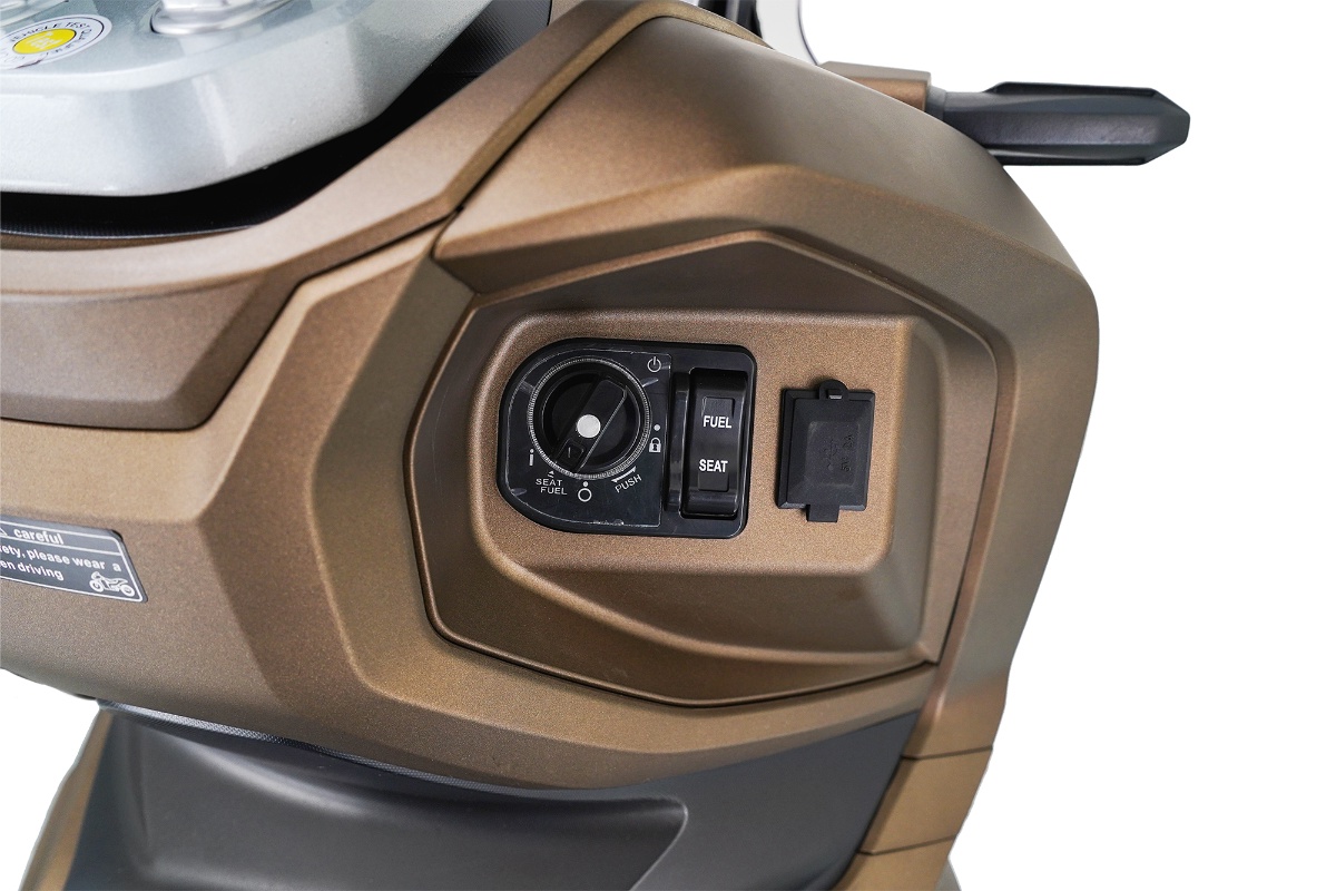 Barton X-Trail 125 ABS: nowoczesny skuter dla wymagających. ABS, kamera drogowa, system bezkluczykowy i system start-stop [na kat. B, jaki skuter do miasta]