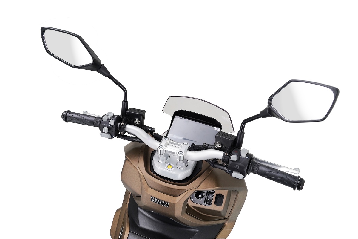 Barton X-Trail 125 ABS: nowoczesny skuter dla wymagających. ABS, kamera drogowa, system bezkluczykowy i system start-stop [na kat. B, jaki skuter do miasta]