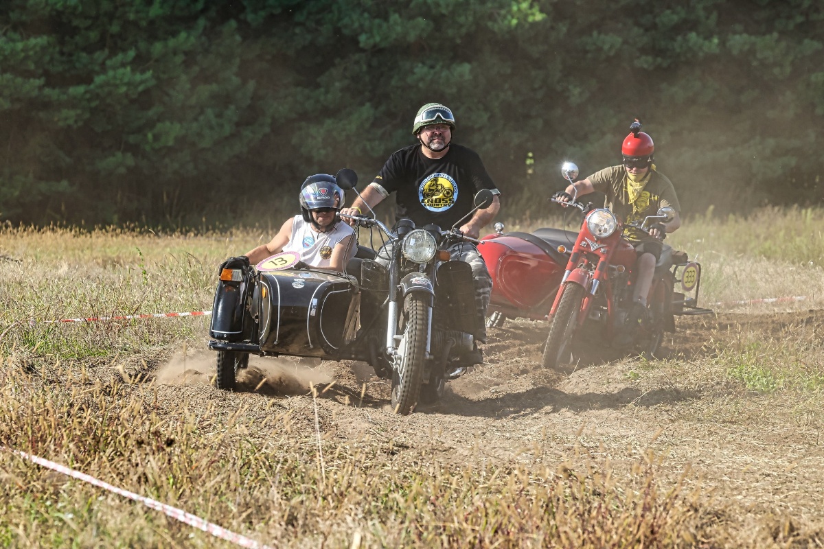 Weterany z werwą. Zapraszamy na Cross Country Motocykli Zabytkowych i Klasycznych 2023!