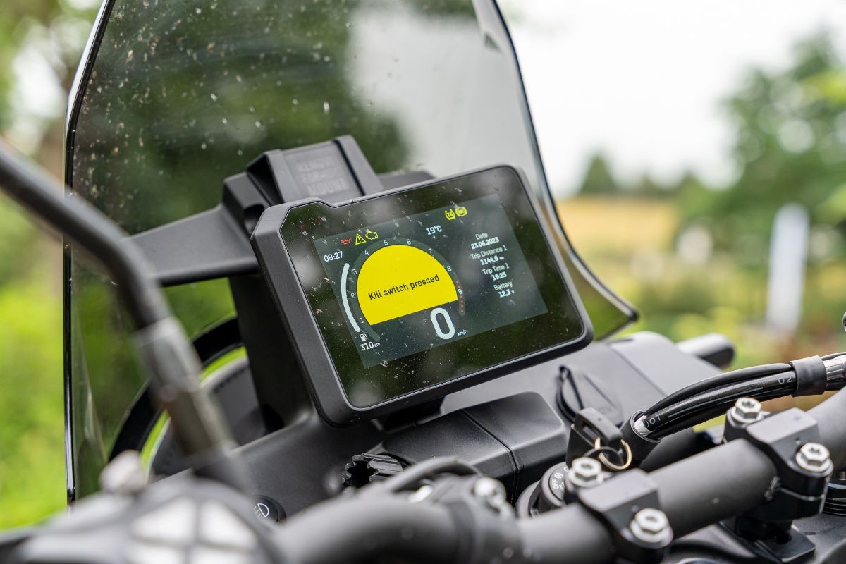 9 pomysł&oacute;w na adventure – wielki test – por&oacute;wnanie motocykli turystyczne enduro 2023 [DesertX, V-Strom 800DE, Tuareg, F850GS, X-Cape, Voge 650DS, 890 ADV R, Norden, Tenere 700]