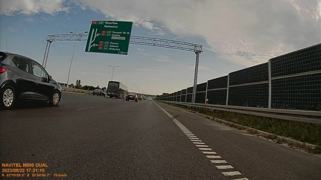Wideorejestrator motocyklowy Navitel M800 Dual [test, opinia, recenzja, cena, specyfikacja, dane techniczne]