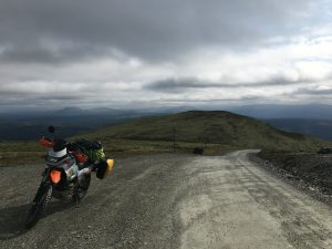 Norwegia motocyklem szutry zakręty przyroda namiot biwak 4