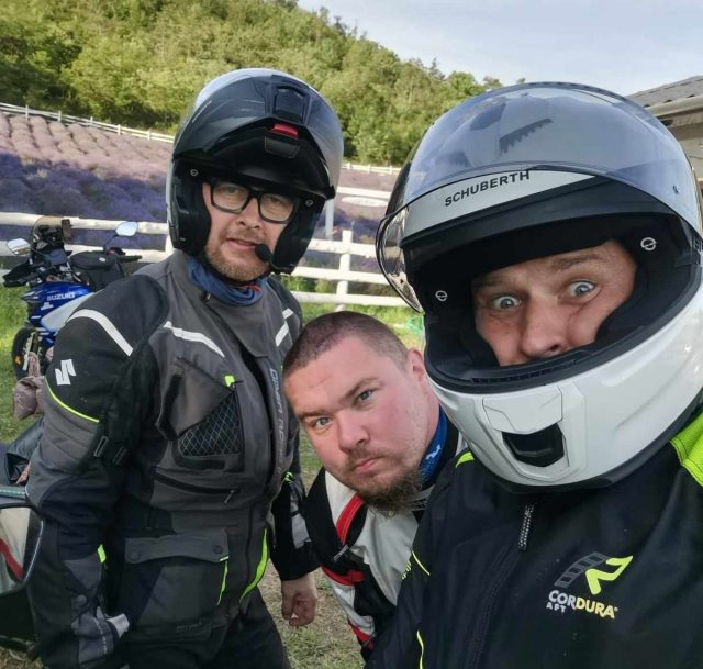 Schuberth S3 – po sezonie pełnym przyg&oacute;d, wyjazd&oacute;w, kilometr&oacute;w [test, recenzja, opinia, wady, zalety, interkom, cena]