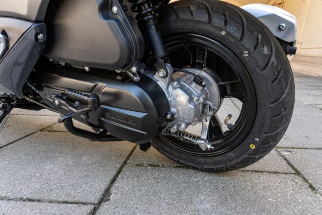 Suzuki Burgman Street 125EX &ndash; legenda pisana na nowo [dane techniczne, opis, recenzja, test, opinia, cena]