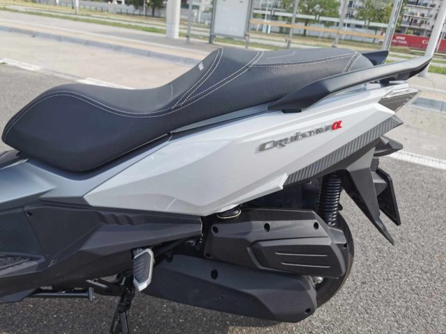 Cruisym &alpha; 300 – maszyna dla każdego, kto chce bezpiecznie nie stać w korkach [test, recenzja, opinia, wady, zalety, dane techniczne]