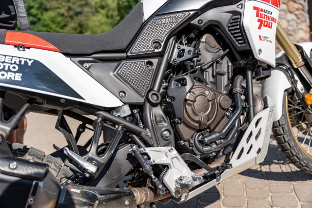 Yamaha Tenere 700 Rally Edition &ndash; czy nadal jest kr&oacute;lową segmentu adventure? [test, opis, wady, zalety, cena, dane techniczne]